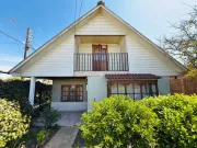Se vende Hermosa Casa esquina en Linares Centro.