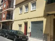 Vendo Casa Plurifamiliar sin vecinos con garajes en el centro de la ciudad de Albacete