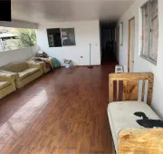 Se vende casa en pleno centro de la serena