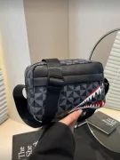 Bolso urbano “Shark”