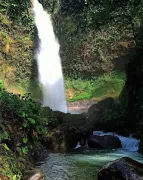 Cascada Azul Pedro Vicente Maldonado
