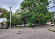 TERRENO EN VENTA! A una cuadra del 1er. Anillo , Av. Cañoto y en esquina,