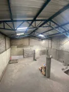 Por embargo Casa amplia con galpón en venta – Sector Guamaní