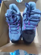 zapatillas para trekking marca Hi-Tec talla 36/35 para mujer