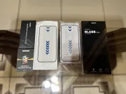 Vidrio Templado Full Cover con Molde de Instalación – iPhone 14 Pro Max / 15 Pro Max