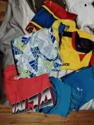 Camisetas de niño talla 8–12 en buen estado