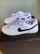Nike SB Dunk Low Pro