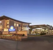 Job Openings – Days Hotel Montréal, Canada