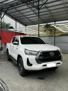 2023 Toyota Hilux G A/T 4x2 - Fresh Unit, No Issues, First Owner