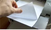 Papel Bond Autoadhesivo 90gr en A4 y A3 / NO BRILLA PARA ETIQUETAS SIMPLES