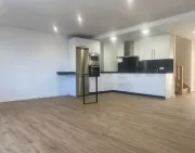 instalador de suelos de maderas laminados vinilos spc