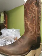 Botas vaqueras de cuero para hombre importadas.